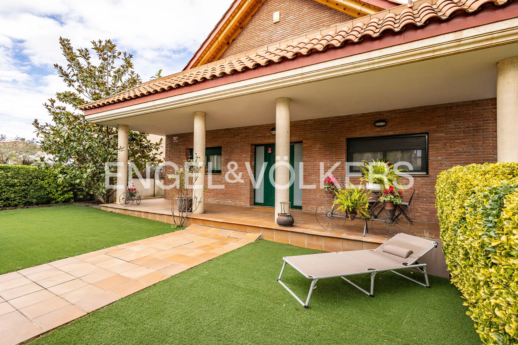 Terrace of House or chalet for sale in Sant Cugat del Vallès  with Heating, Private garden and Parquet flooring