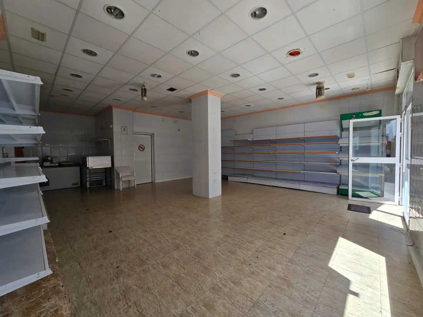 Gewerbefläche zum Verkauf in Estadio, imagen 3