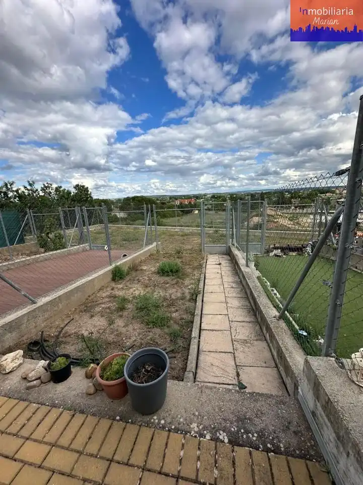 Casa o chalet en venta en Aranda de Duero con Calefacción, Jardín privado y Terraza