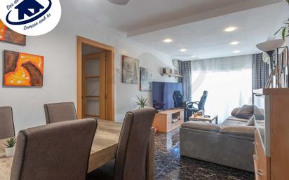 Living room of Flat for sale in Castellar del Vallès  with Balcony