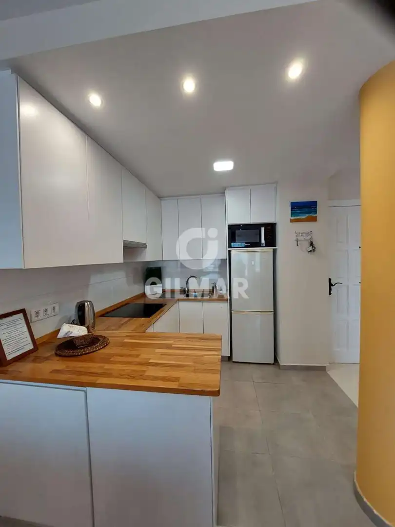 Cuina de Apartament en venda en Adeje amb Jardí privat, Terrassa i Traster