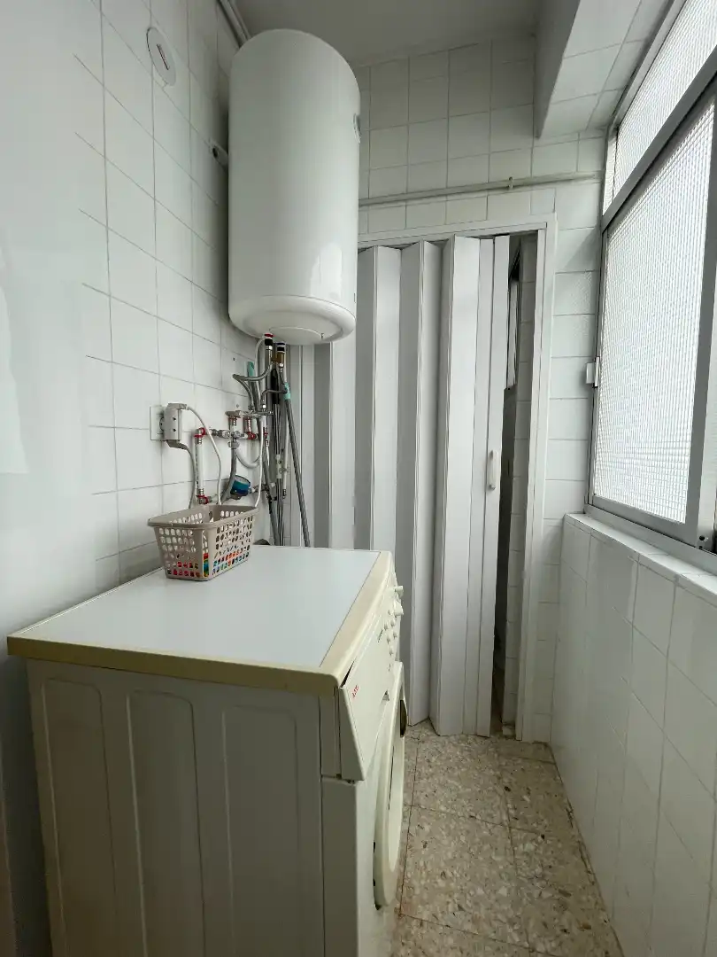 Baño de Piso de alquiler en Badajoz con Aire acondicionado, Calefacción y Amueblado