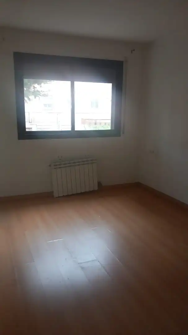 Habitación de Piso en venta en Sallent con Balcón y Alarma