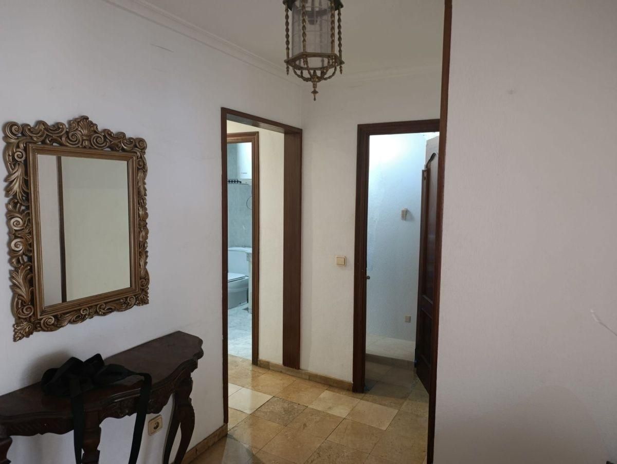 Flat for sale in Mercado, Centro