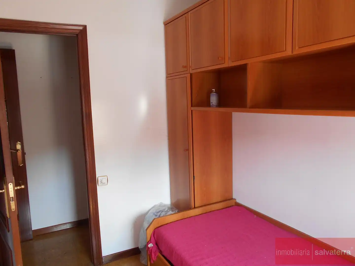 Bedroom of Flat for sale in Teis