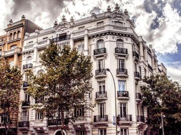 Àtic amb balcó en venda a Chamberí