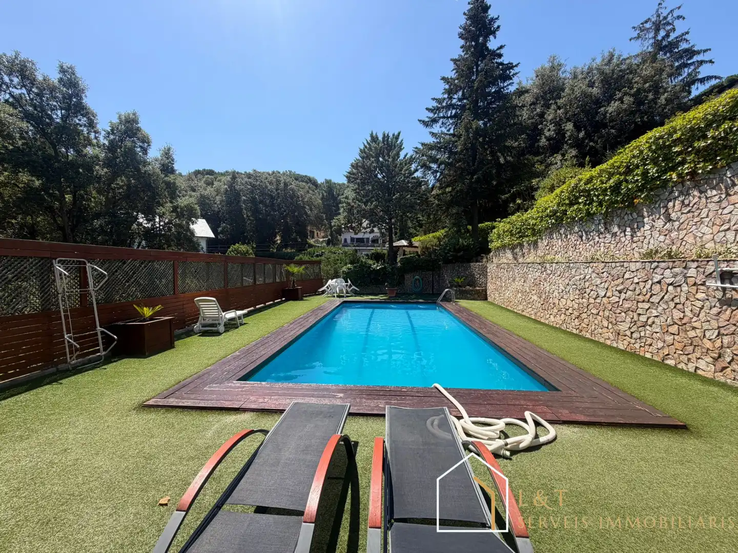 Piscina de Casa o chalet en venta en Vallgorguina con Calefacción, Jardín privado y Parquet