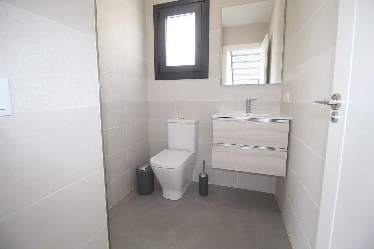 Bany de Casa o xalet de lloguer en Nerja amb Aire condicionat, Jardí privat i Traster