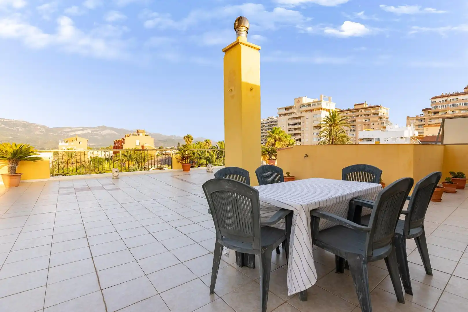 Terraza de Ático en venta en Tavernes de la Valldigna con Terraza, Trastero y Amueblado