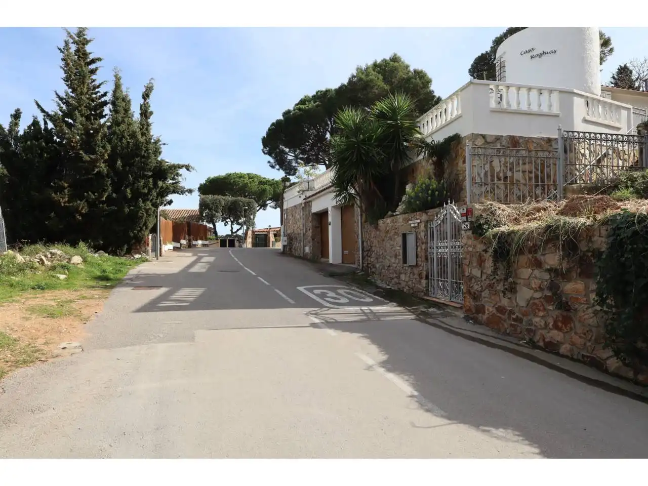Außenansicht von Fabrik Grundstücke zum Verkauf in Lloret de Mar