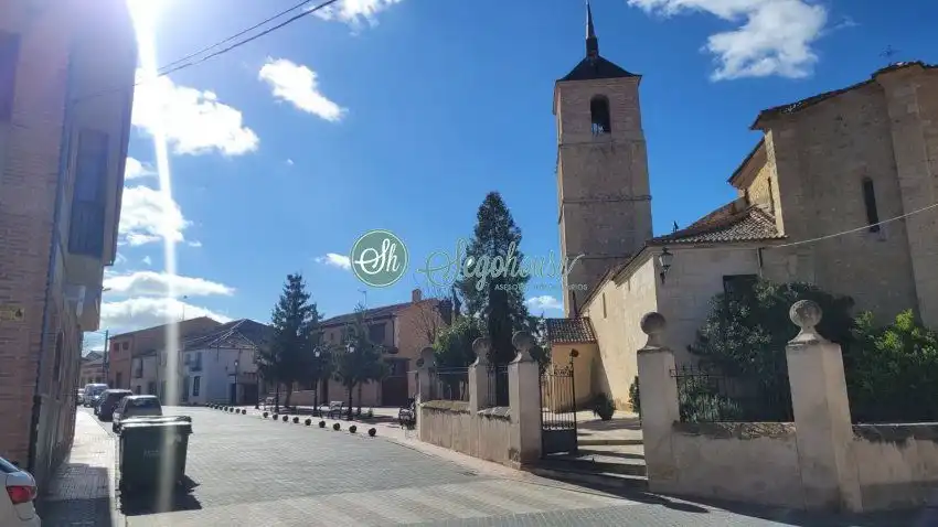 Vista exterior de Piso en venta en Cantimpalos con Calefacción