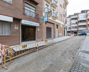 Vista exterior de Oficina en venda en Las Rozas de Madrid amb Aire condicionat