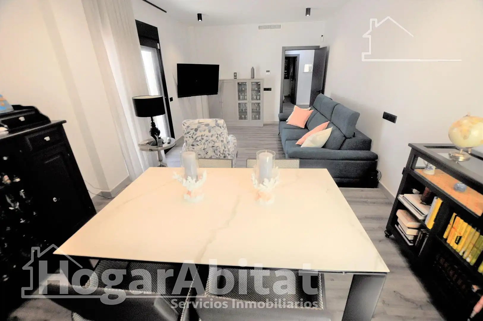 Sala d'estar de Casa o xalet en venda en Riba-roja de Túria amb Aire condicionat, Terrassa i Traster