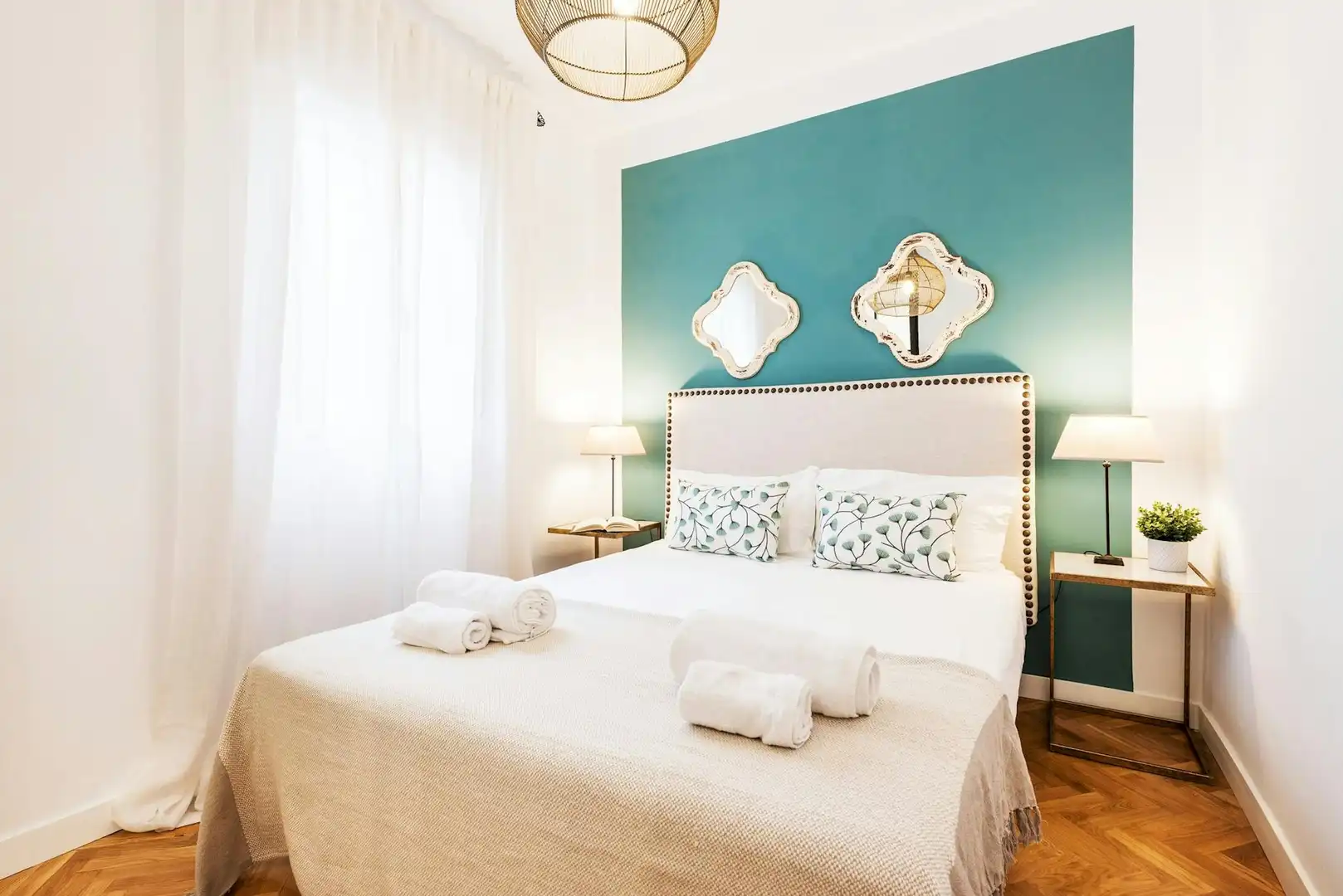 Habitación de Piso de alquiler en Madrid con Aire acondicionado, Calefacción y Lavadora