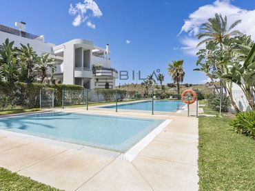 Àtic amb piscina en venda a Urb. Vittania