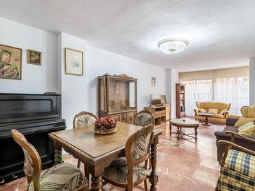 Piso con ascensor en venta en Camino DE RONDA