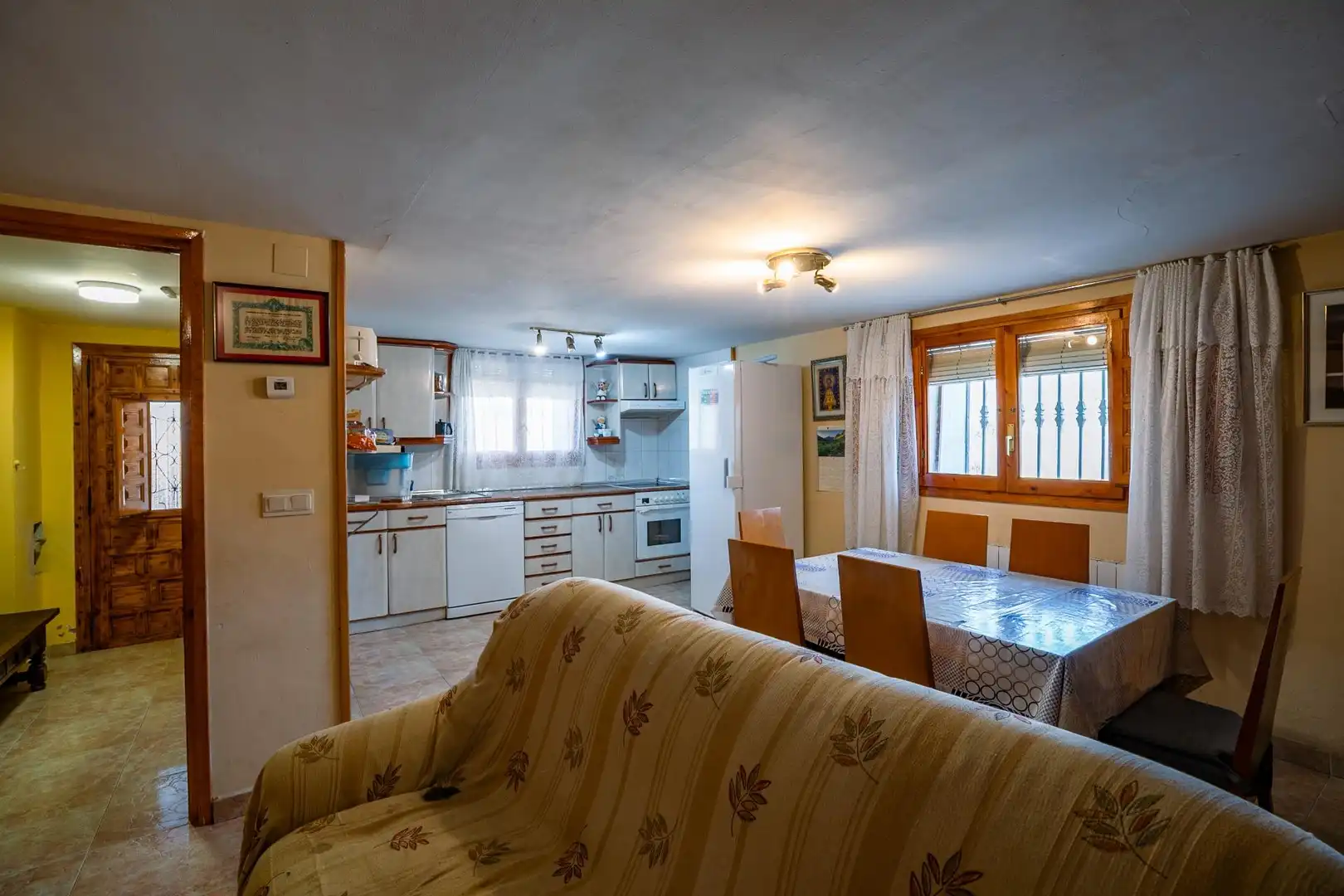 Cocina de Finca rústica en venta en Aisa con Calefacción