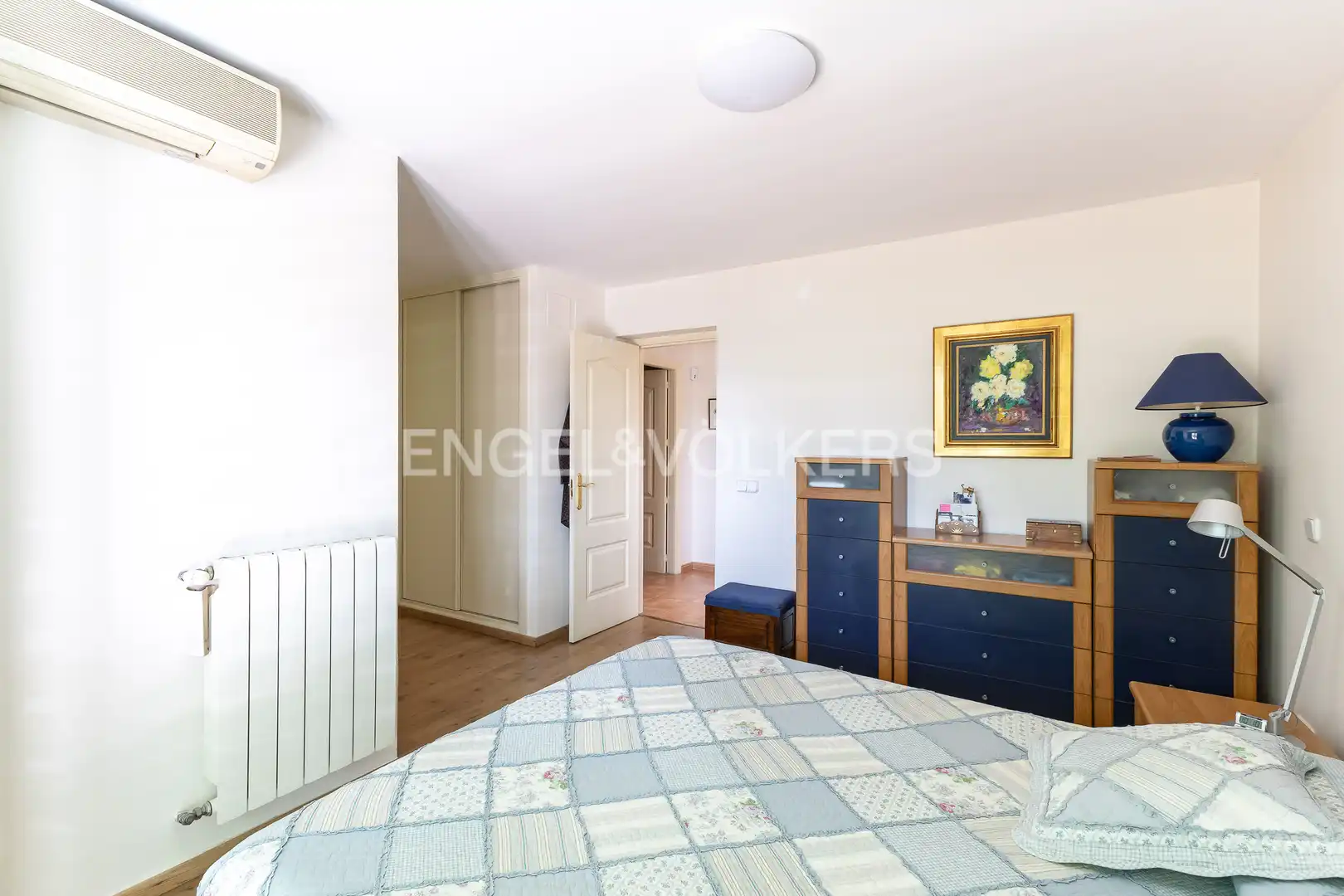 Bedroom of Detached homes for sale in Madrid  with Air Conditioner, Heating and Private garden