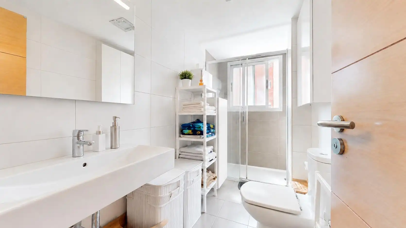 Baño de Piso en venta en Almería con Aire acondicionado
