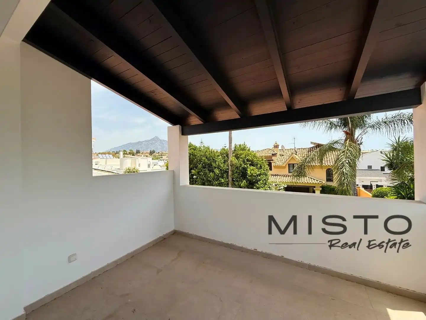Terrace of Houses for rent in Nueva Andalucía