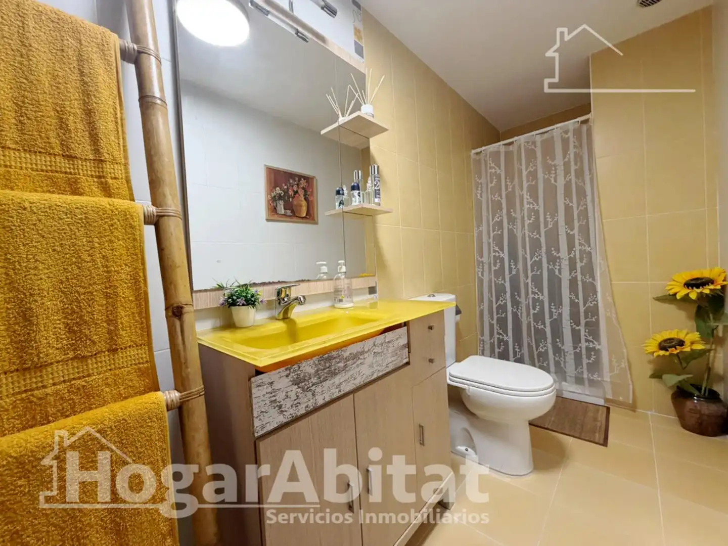 Badezimmer von Dachboden zum Verkauf in Vilamarxant mit Klimaanlage und Terrasse