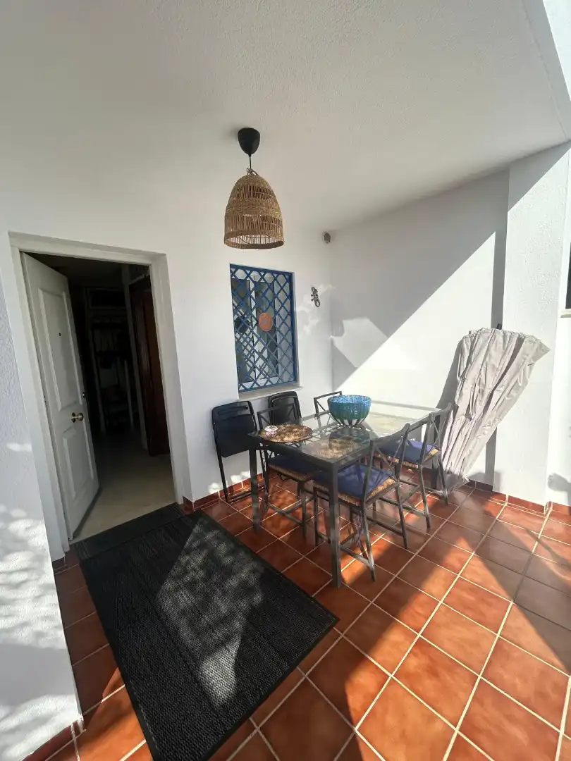 Esszimmer von Einfamilien-Reihenhaus zum Verkauf in Torremolinos mit Klimaanlage, Privatgarten und Terrasse