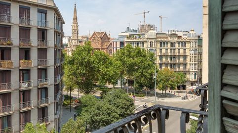 Piso vacacional para 7 personas con licencia turística en el Eixample