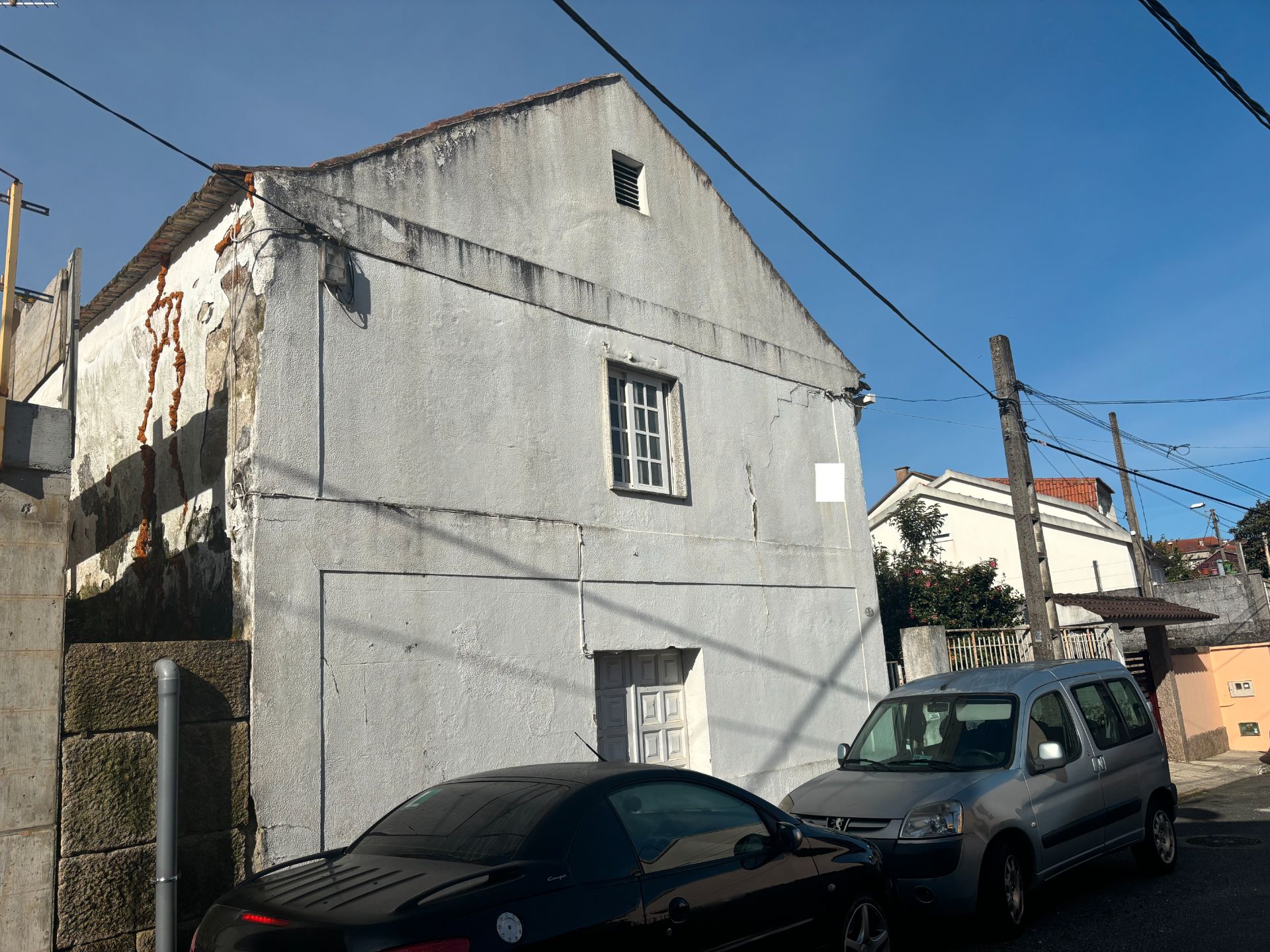 Vista exterior de Casa o xalet en venda en Vigo  amb Jardí privat