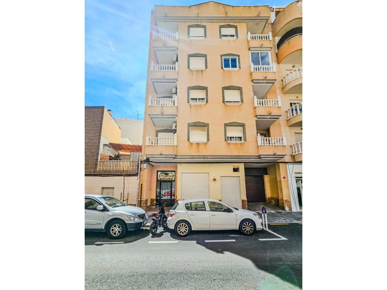 Exterior view of Apartment for sale in Torrevieja  with Air Conditioner, Heating and Terrace