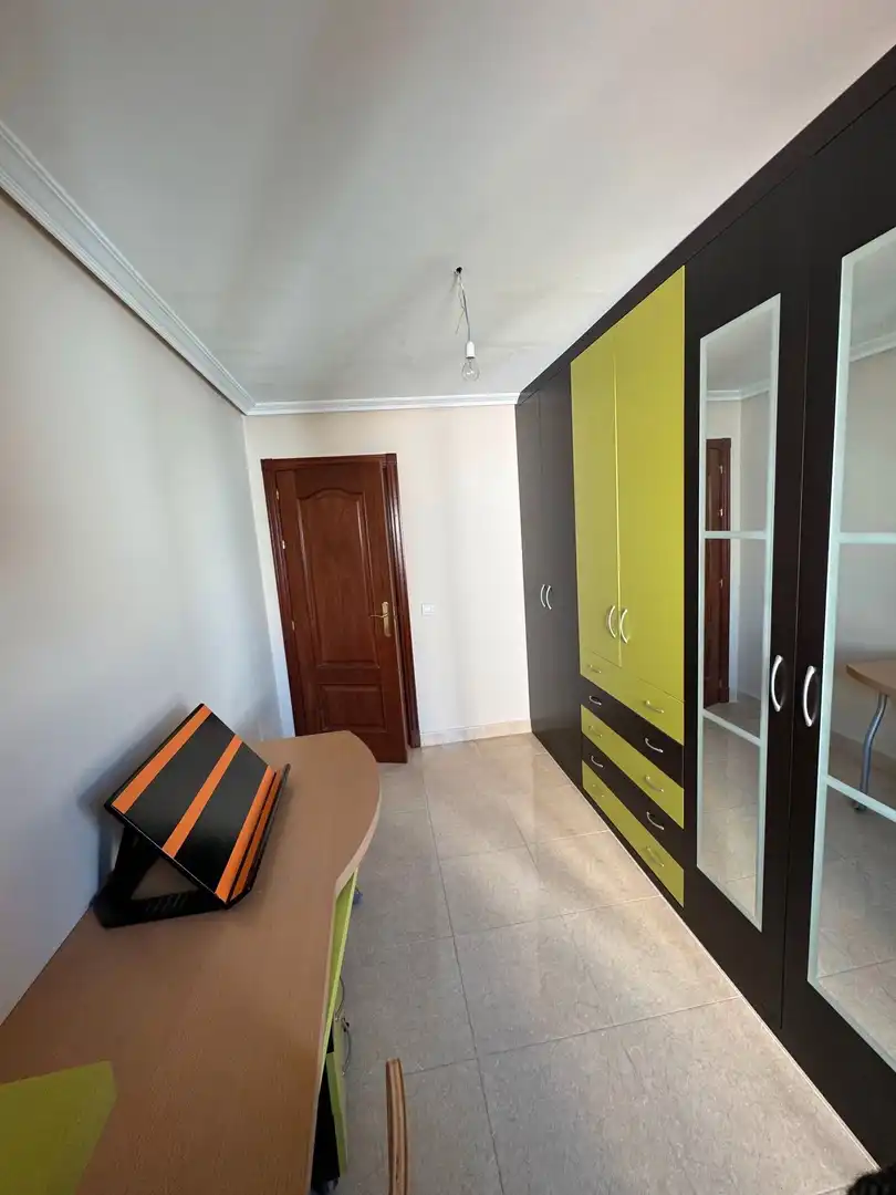 Bedroom of Flat for sale in Medina del Campo  with Heating, Terrace and Storage room