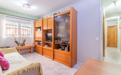 Bedroom of Planta baja for sale in  Madrid Capital