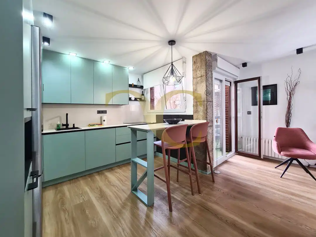 Küche von Wohnung zur Miete in Oviedo  mit Heizung, Terrasse und Möbliert