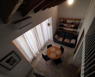Sala d'estar de Apartament de lloguer en  Valencia Capital amb Aire condicionat, Terrassa i Balcó