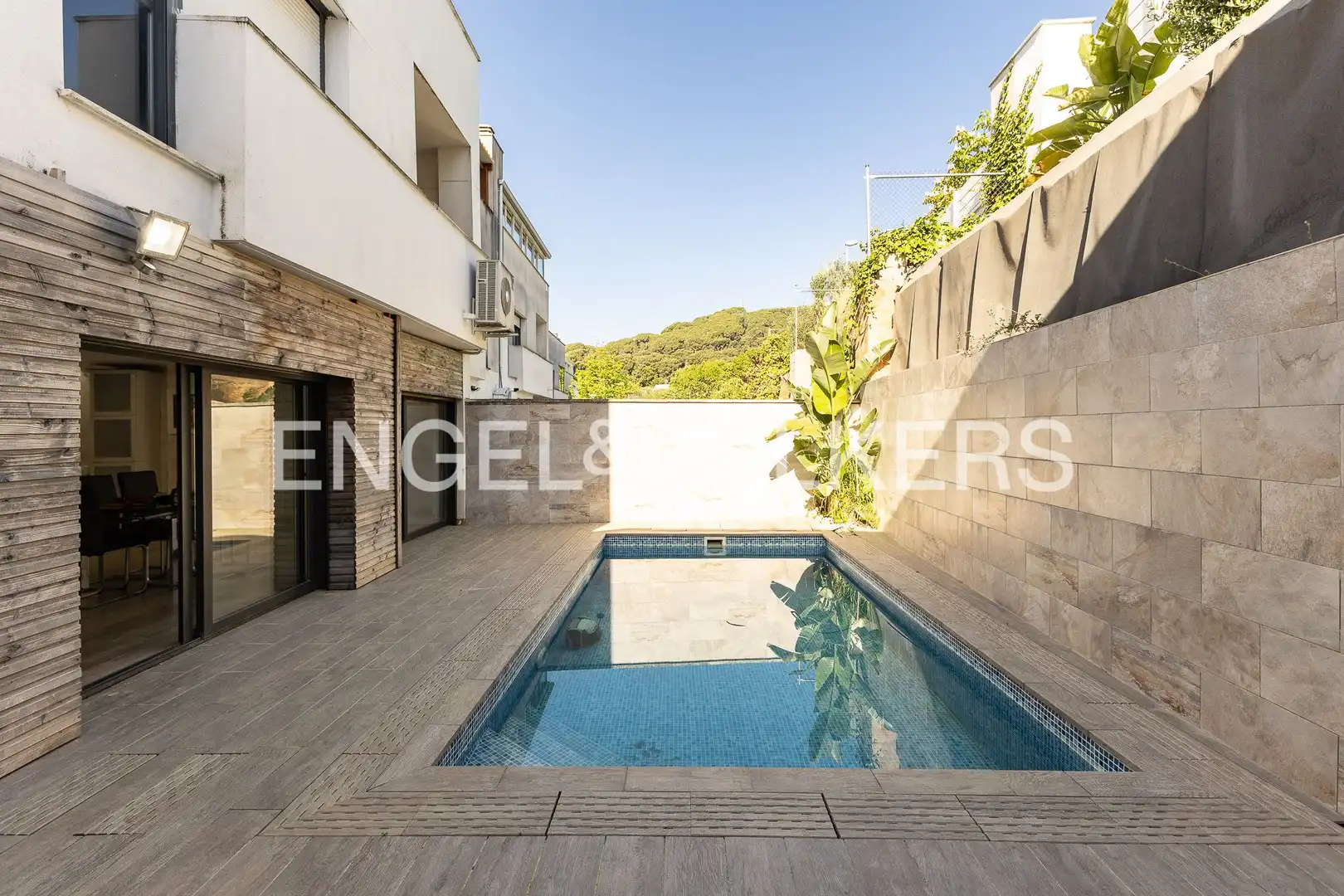 Piscina de Casa adosada en venta en Canet de Mar con Aire acondicionado, Calefacción y Jardín privado
