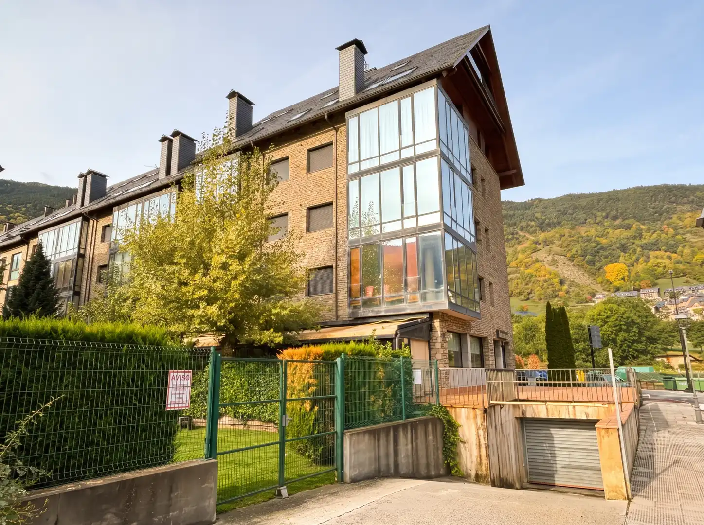 Exterior view of Flat for sale in Vielha
