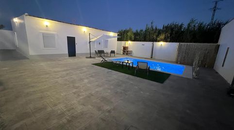 Venta de parcela y chalet con piscina, imagen 4