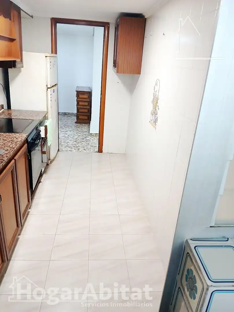 Piso en venta en Almenara con Balcón