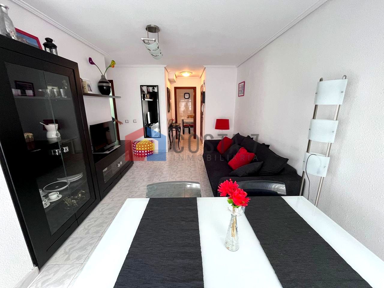 Sala d'estar de Planta baixa en venda en Noja amb Terrassa i Moblat