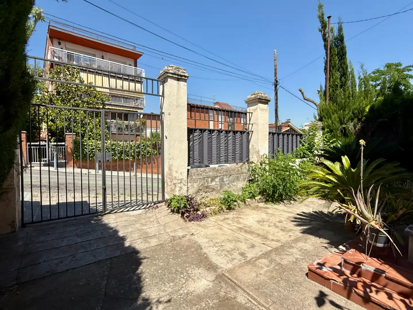 Vista exterior de Casa o chalet en venta en Barcelona con Calefacción, Jardín privado y Terraza