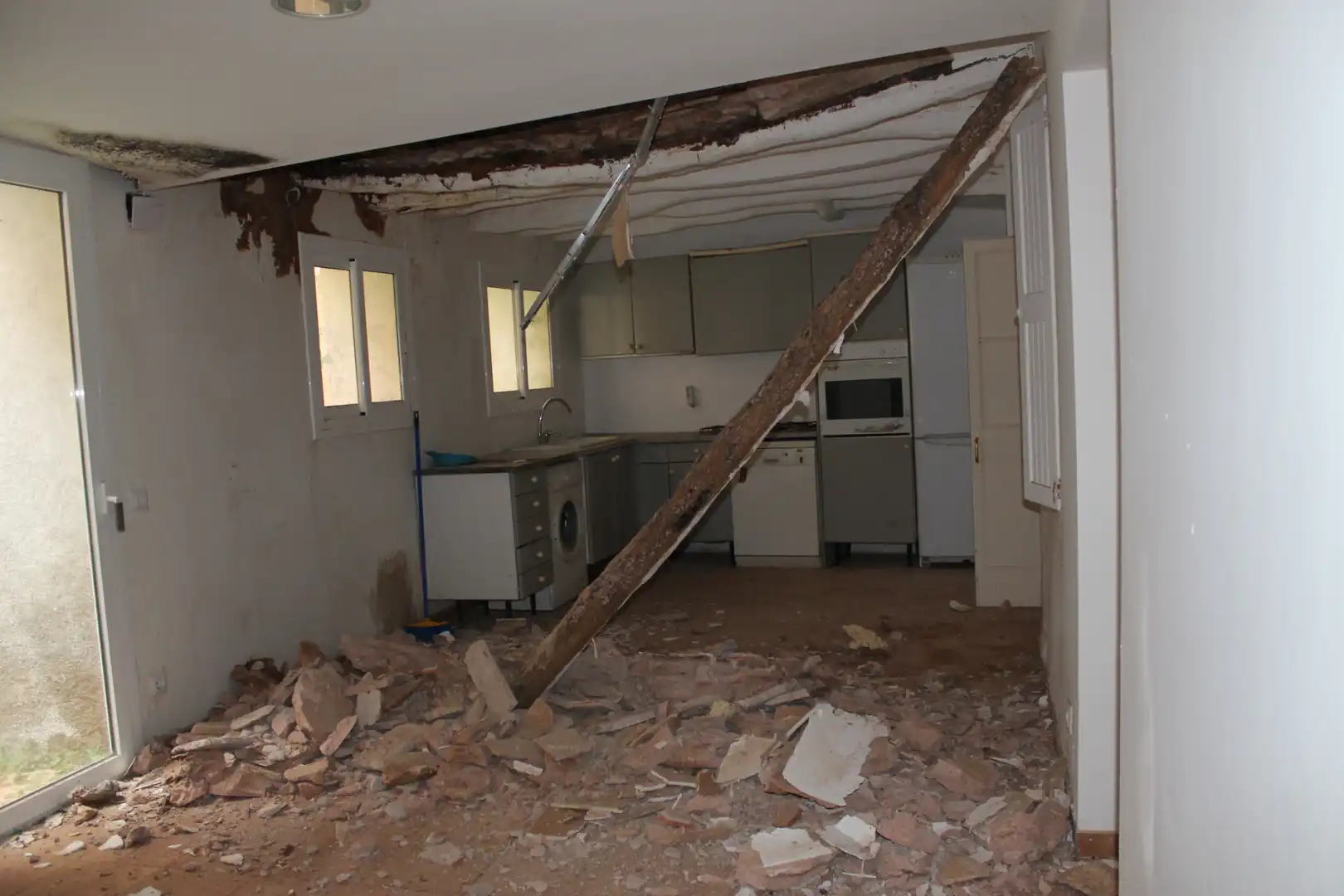 Cuina de Casa adosada en venda en Salomó amb Balcó i Alarma