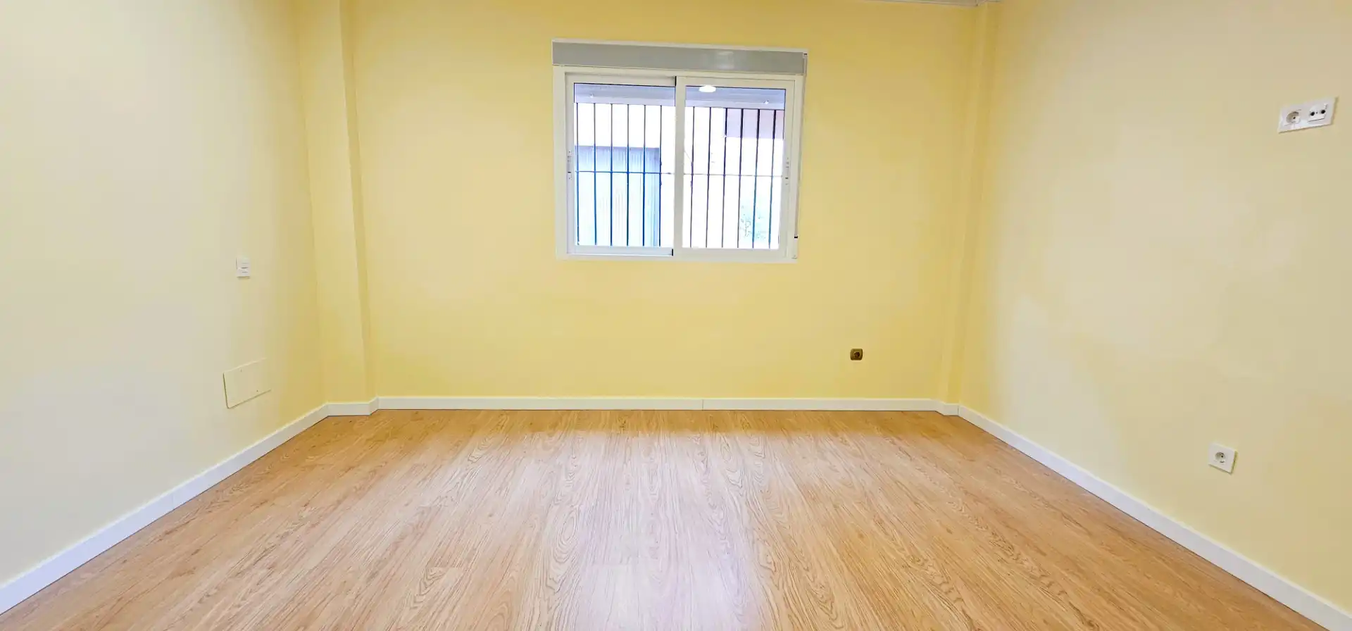 Habitación de Planta baja en venta en Alhama de Murcia con Aire acondicionado, Trastero y Internet