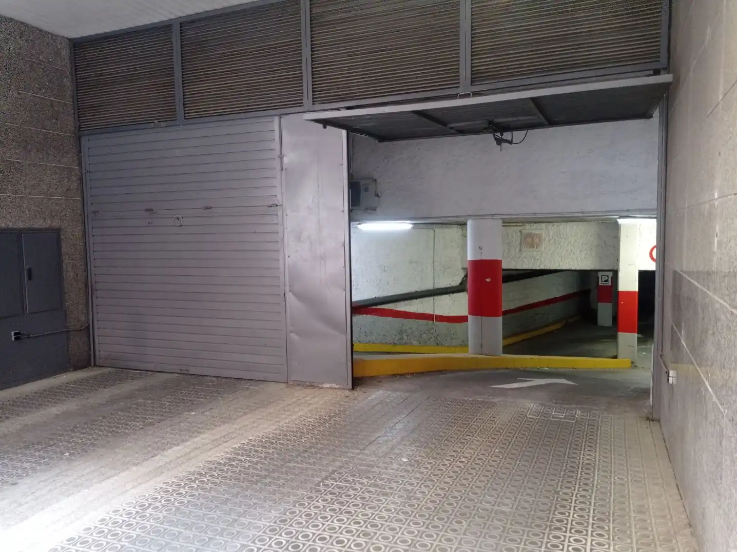 Parkplatz von Garage zur Miete in Manresa