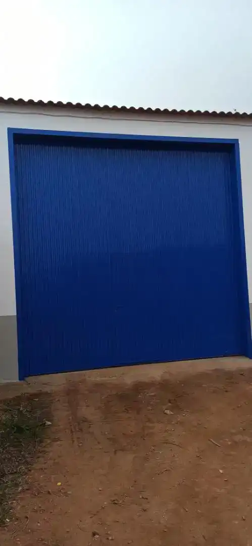 Außenansicht von Garage zur Miete in Guareña