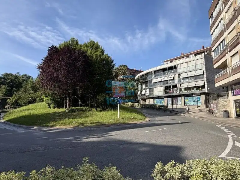 Local commercial à vendre à Lasarte-Oria