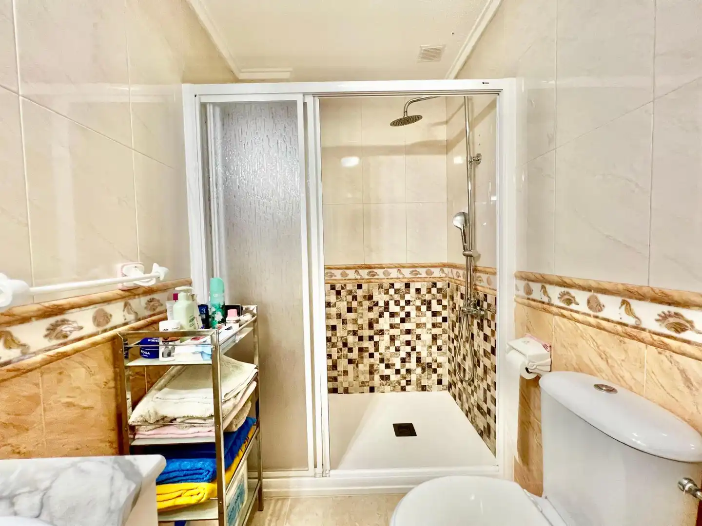 Apartamento con ascensor en venta en Calle de maria gil vallejos, imagen 33
