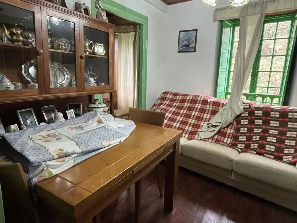 Sala d'estar de Casa o xalet en venda en Ortigueira amb Terrassa i Traster