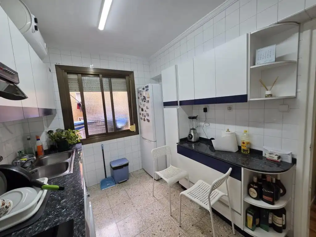 Piso con ascensor en venta en Eguiluz Antonio Médico Kalea 14, imagen 10