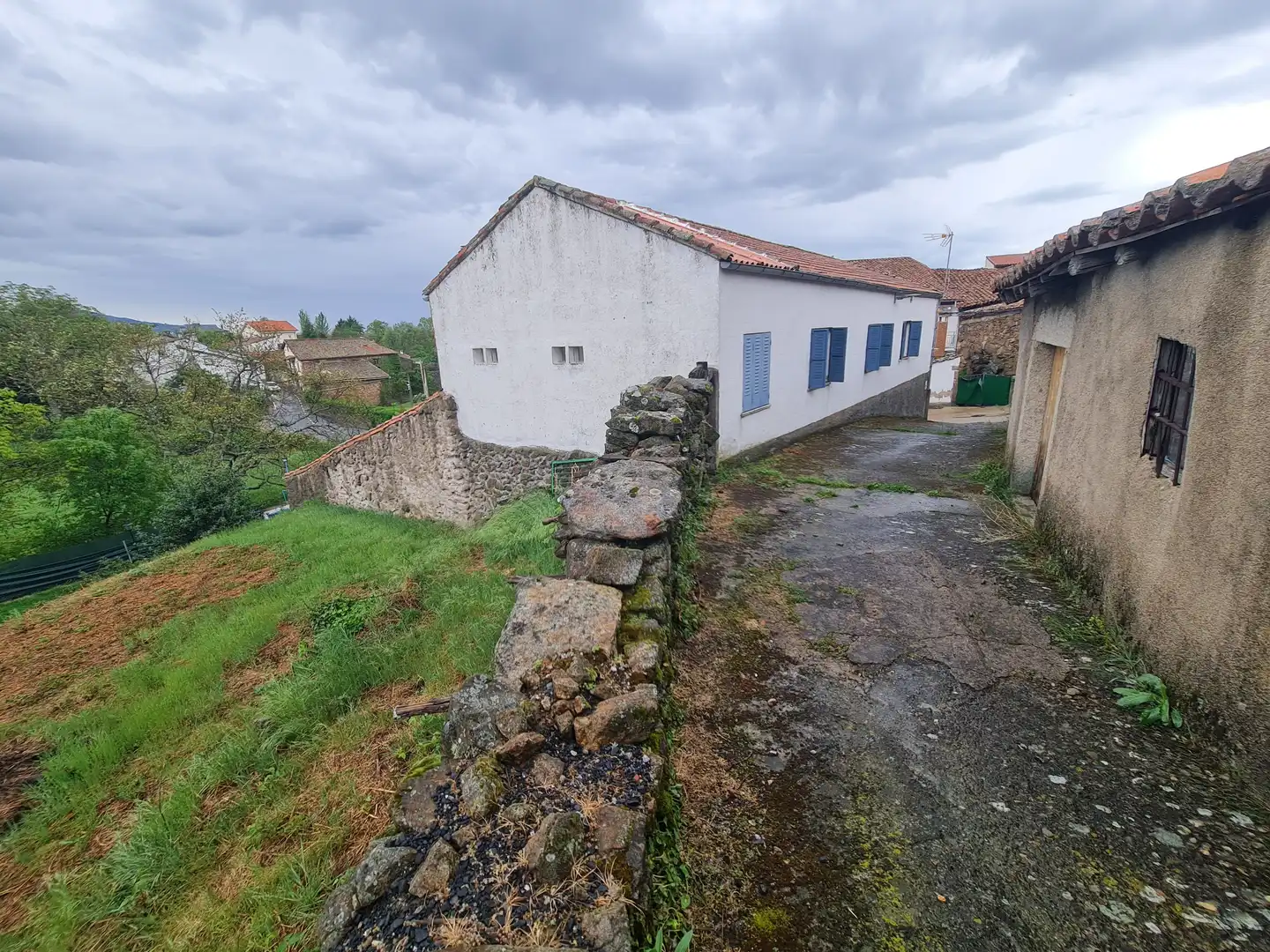 Außenansicht von Haus oder Chalet zum Verkauf in Navacarros mit Terrasse und Balkon
