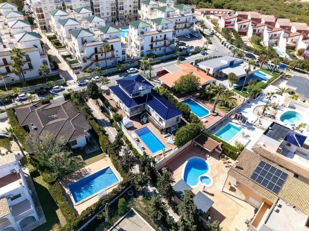 Casa o xalet en venda a Mimosas, Cañada del Molino
