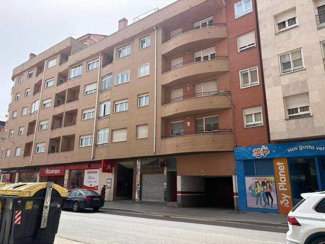 Garaje en Alquiler en Burgo De Osma en Santo Domingo - La Estación